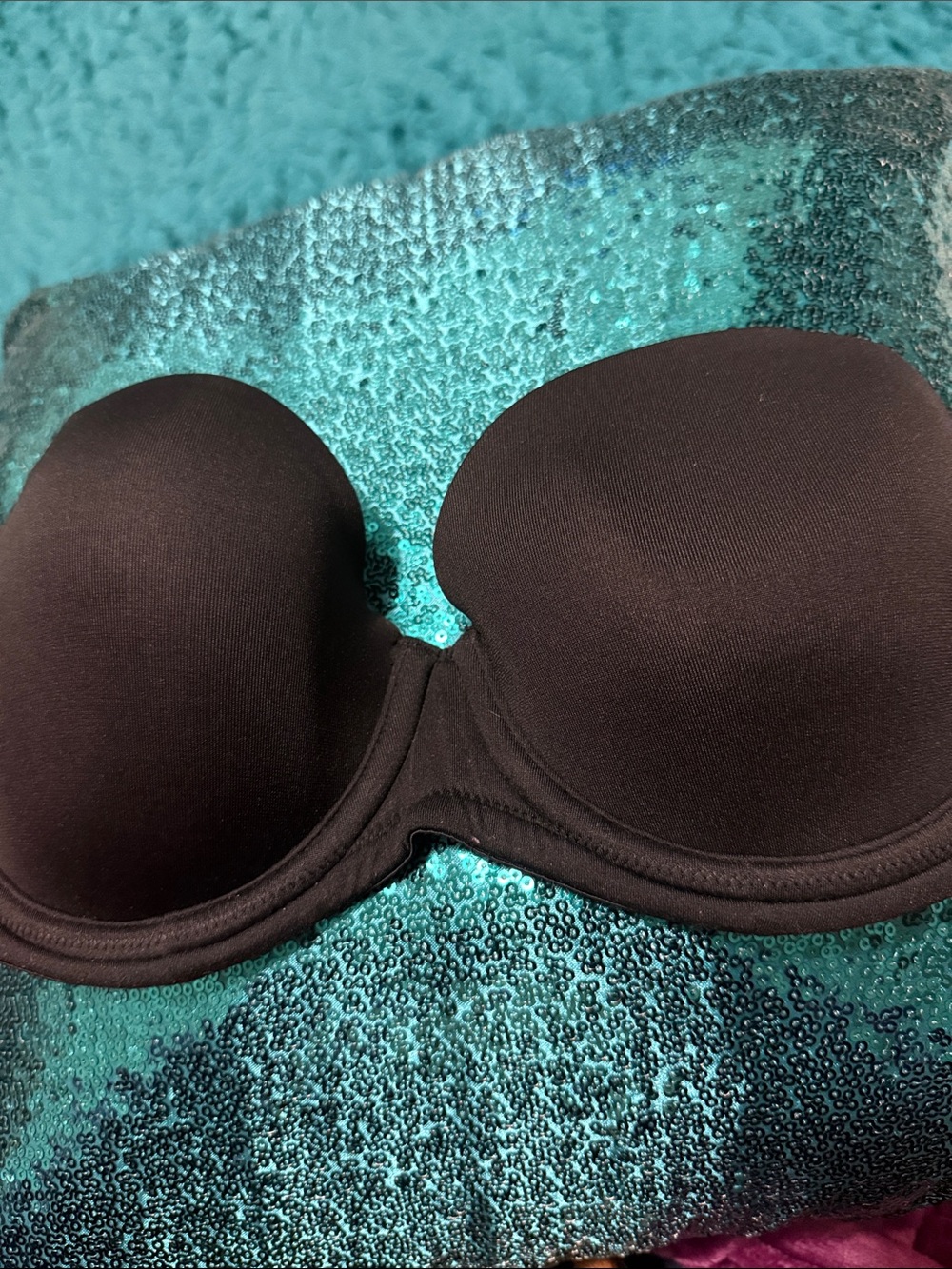 Wacoal 30DD black strapless bra